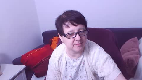 Christa online show from April 2026 07:21:02 PM