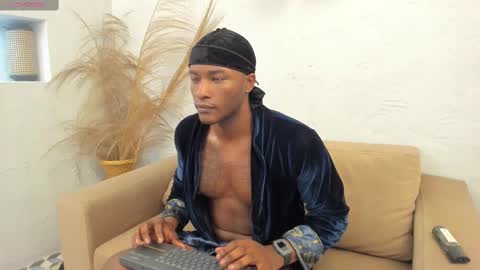 Christian Lewis online show from February 2025 01:33:01 PM