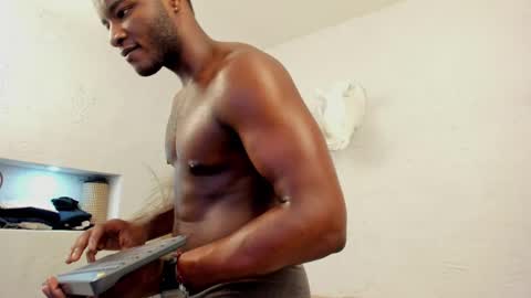 Christian Lewis online show from February 2025 02:00:01 PM