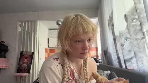 christiechorney online show from July 2026 05:02:02 AM