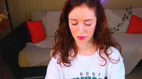 Snapshot of christinaconteeree chatting on March 2026 03:10:01 AM christinaconteeree online show from March 2026 03:10:01 AM