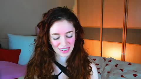 Snapshot of christinaconteeree chatting on March 2026 04:23:01 AM christinaconteeree online show from March 2026 04:23:01 AM