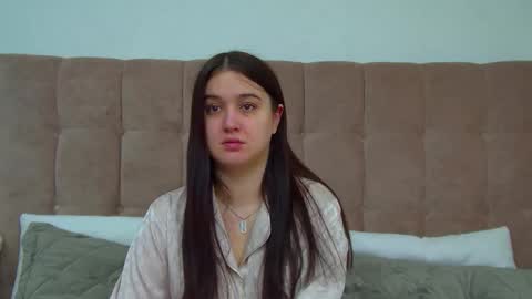 Christina online show from February 2026 06:32:02 AM