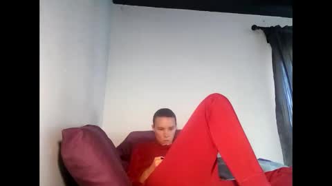 Snapshot of christinasaunters chatting on January 2025 04:37:02 PM Christina Saunters online show from January 2025 04:37:02 PM