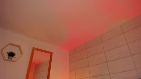 Christine  online show from September 2025 12:16:01 PM