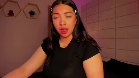 Christine  online show from April 2026 12:28:01 PM