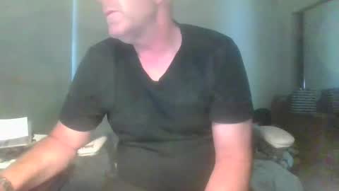 Snapshot of christo9999 chatting on March 2025 11:35:02 PM christo online show from March 2025 11:35:02 PM