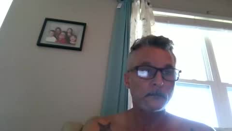 Snapshot of christopher_rain chatting on May 2026 04:34:02 PM Christopher Rain online show from May 2026 04:34:02 PM