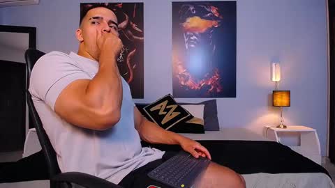 Christopher Black online show from September 2025 01:22:01 PM