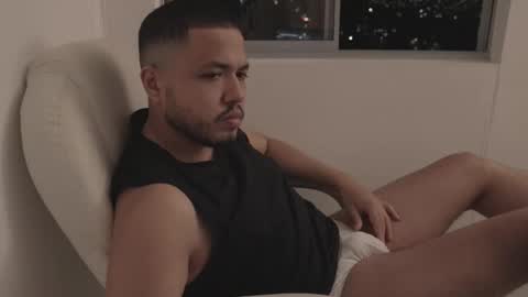 Chris online show from November 2025 01:00:02 AM