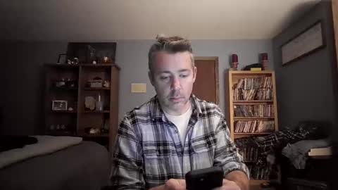 Snapshot of chrisw8121 chatting on February 2026 01:16:02 AM chrisw8121 online show from February 2026 01:16:02 AM