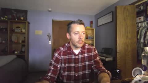 chrisw8121 online show from April 2026 01:56:01 PM