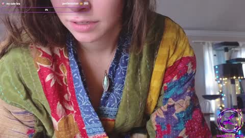 Snapshot of chroniclove chatting on January 2025 05:53:01 PM Marley online show from January 2025 05:53:01 PM