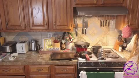 Snapshot of chroniclove chatting on January 2025 11:15:01 PM Marley online show from January 2025 11:15:01 PM