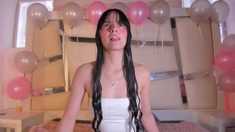 Snapshot of chrystal_jade chatting on October 2025 01:34:01 PM instagram chrystaljade.1 online show from October 2025 01:34:01 PM