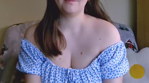 Maia online show from January 2025 12:46:02 PM