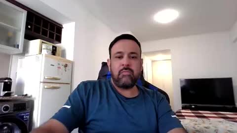 Guillote online show from March 2026 07:36:02 PM