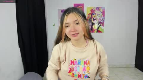 Snapshot of cici_sparks chatting on November 2025 02:10:02 AM alicia online show from November 2025 02:10:02 AM