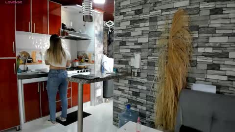 Ciindy Lovers online show from November 2025 02:06:01 PM