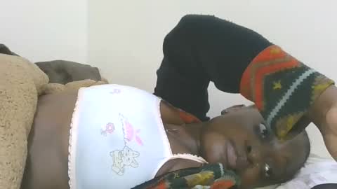 cilia petite online show from November 2025 06:34:02 AM