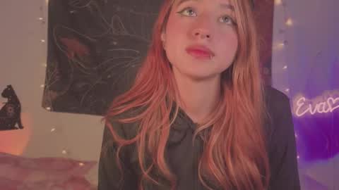 Snapshot of cinderella_lewis chatting on February 2026 03:39:01 AM Sofi Eva and Mey online show from February 2026 03:39:01 AM