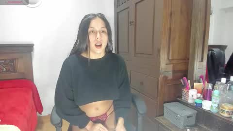 Snapshot of cindy__gray chatting on December 2025 11:56:01 PM CINDY online show from December 2025 11:56:01 PM