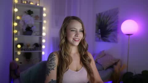 Snapshot of cindy_grey_ chatting on September 2025 06:31:02 PM Cintybaby online show from September 2025 06:31:02 PM