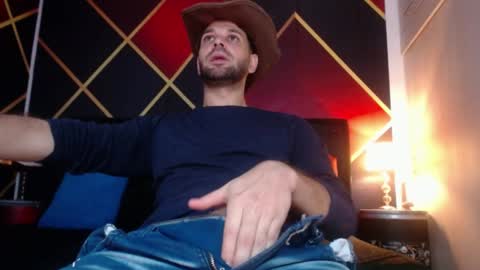 CindyandCarlo online show from January 2025 05:33:02 PM