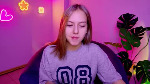 cindylovesmith online show from February 2026 03:33:01 AM