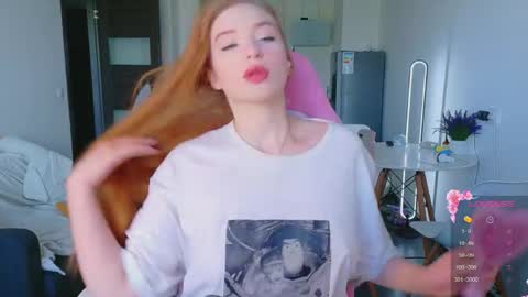Snapshot of cinnabongirls chatting on May 2026 02:24:02 PM Maddy online show from May 2026 02:24:02 PM