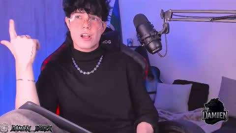 Snapshot of cinnamon_boyxxx chatting on September 2025 02:57:01 AM David     Independent Model online show from September 2025 02:57:01 AM