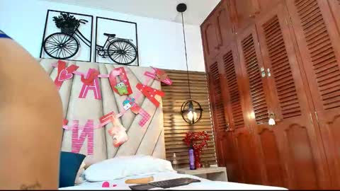 cinthiabaker online show from September 2025 11:23:02 AM