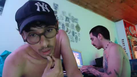 ciroandfinn online show from December 2024 07:33:01 PM