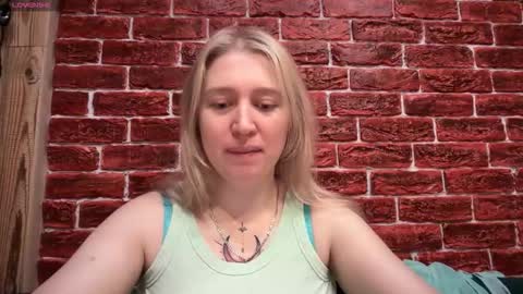 citrusblissss online show from November 2025 02:43:02 AM