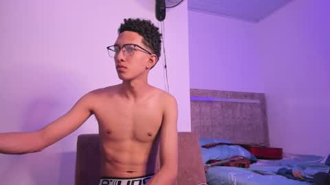 cj_davis1 online show from September 2025 11:01:01 AM