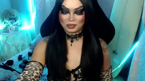 QUEEN CESS online show from June 2026 04:11:01 PM