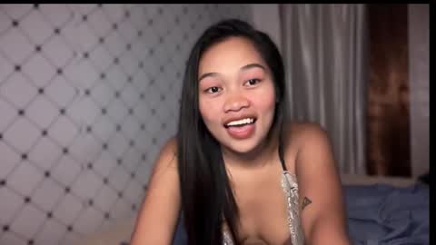 Snapshot of cj_vee chatting on February 2026 01:20:01 PM cj vee online show from February 2026 01:20:01 PM