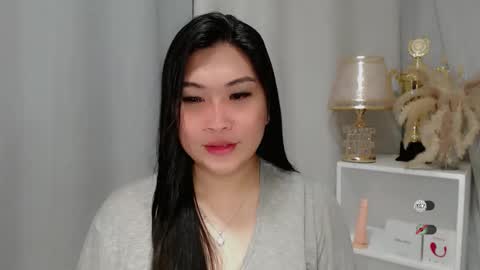 CLAIRE online show from May 2026 04:01:02 PM