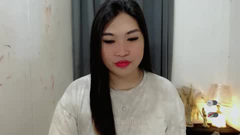 CLAIRE online show from October 2025 04:37:02 AM