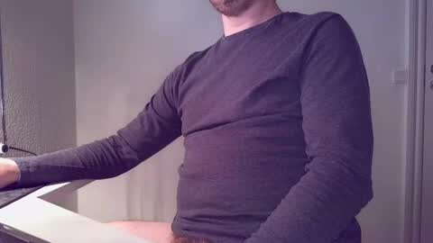 clamshive7 online show from April 2026 02:26:01 PM