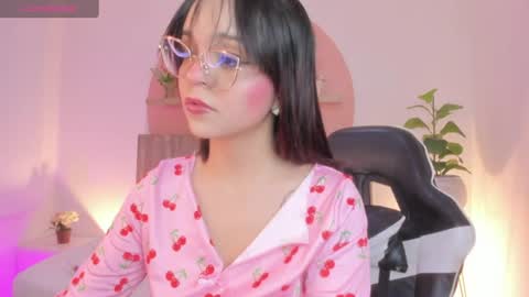 Snapshot of clara_lu chatting on June 2026 02:49:01 AM C L A R A online show from June 2026 02:49:01 AM