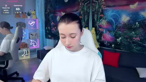 Snapshot of clarabenson chatting on September 2025 06:41:02 PM clarabenson online show from September 2025 06:41:02 PM