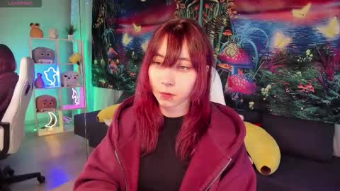 Snapshot of clarabenson chatting on November 2025 06:20:02 PM clarabenson online show from November 2025 06:20:02 PM