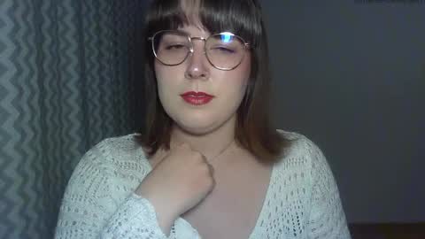 Clara online show from May 2026 06:35:02 PM