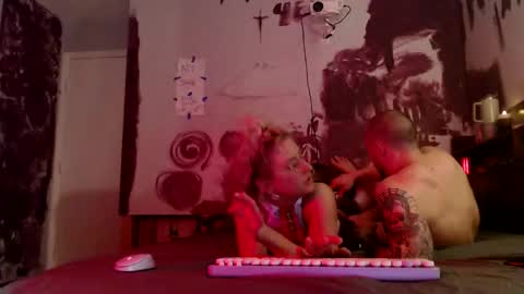 TrueRomanceSluts online show from March 2026 03:33:01 AM