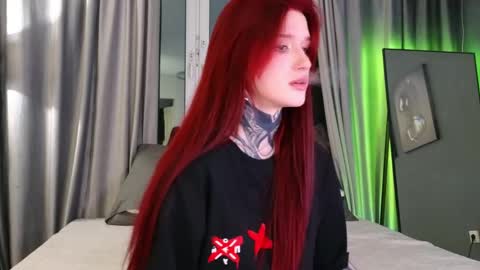 Sophie online show from March 2026 11:48:02 PM