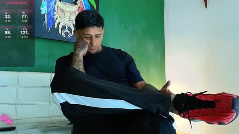 Juanpaindependent model online show from April 2026 08:14:02 PM