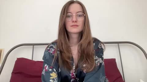 Snapshot of classyandgirly chatting on March 2025 05:50:01 PM classyandgirly online show from March 2025 05:50:01 PM