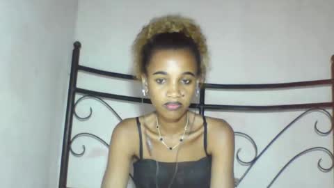 claudianne online show from April 2026 07:40:01 PM