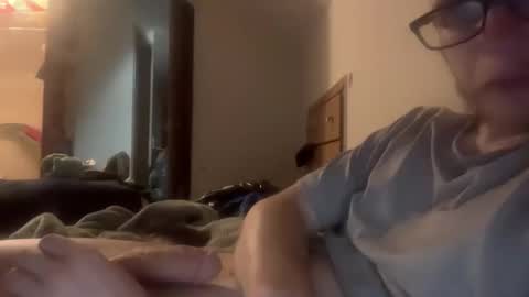 Snapshot of cleatus27 chatting on June 2026 03:50:02 AM cleatus27 online show from June 2026 03:50:02 AM